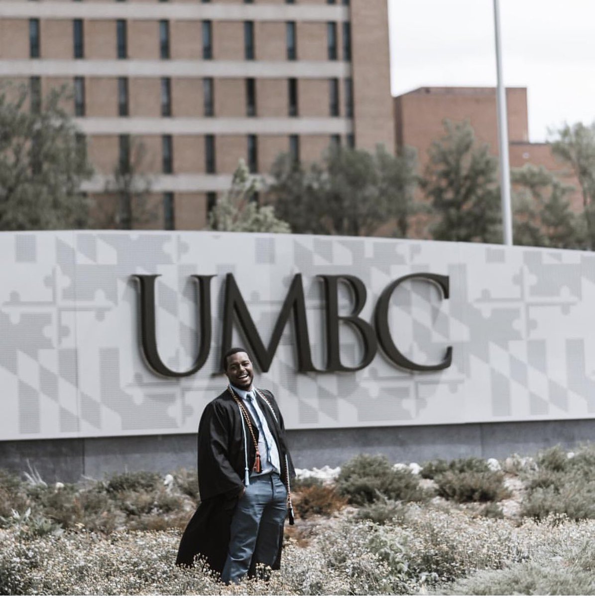 bentleycorvette's tweet photo. It’s a wrap! Thank you UMBC for an amazingly unforgettable 6 years, and to anyone who’s been there supporting me along the way! now HIRE ME!!! #MAsteredit #eventhoughallthesepicsarefromundergrad #UMBC2020 https://t.co/cuMaDP4jCy