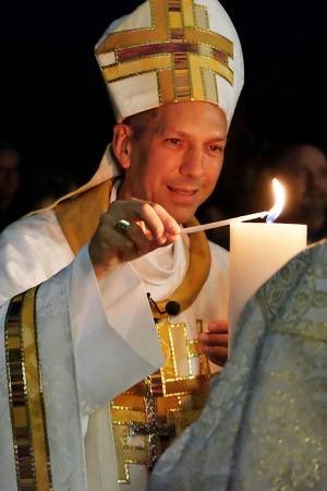 Holyfamilyrcssd's tweet photo. Join #CatholicEdSK #hf140 tomorrow, May 21, for a special #CEWSK2020 livestream liturgy with the Most. Rev. Archbishop Donald J. Bolen at 11 AM at https://t.co/ofe8hnyYiK https://t.co/AOJsFhWMEl