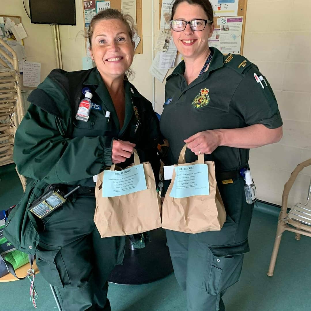 LoddonTerrace's tweet photo. Scones for #keyworkers !
#makesomeonesmile #smallactofkindness #scones #miralebooster #nhsstaff #nhsheroes https://t.co/kiogaEBwjv