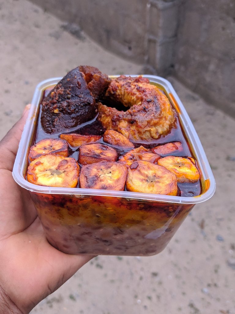 Dannyviktor's tweet photo. Mutual interest is like sharing the same bowl of Ewa Agoyin with one spoon because I trust your germs.

Ewa Agoyin by @Ade_authority 😋 https://t.co/FeDgR4GeLN