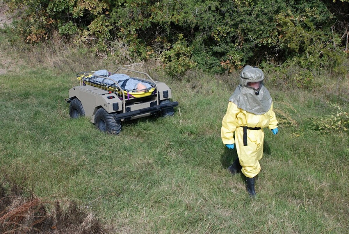 New Consortium Mobilizes Roboticists to Help With COVID-19 and Future Crises - Check out the new organization: Robotics for Infectious Diseases <a href="/robinrmurphy/">Robin R Murphy</a> #COVID #covid_19 spectrum.ieee.org/automaton/robo…