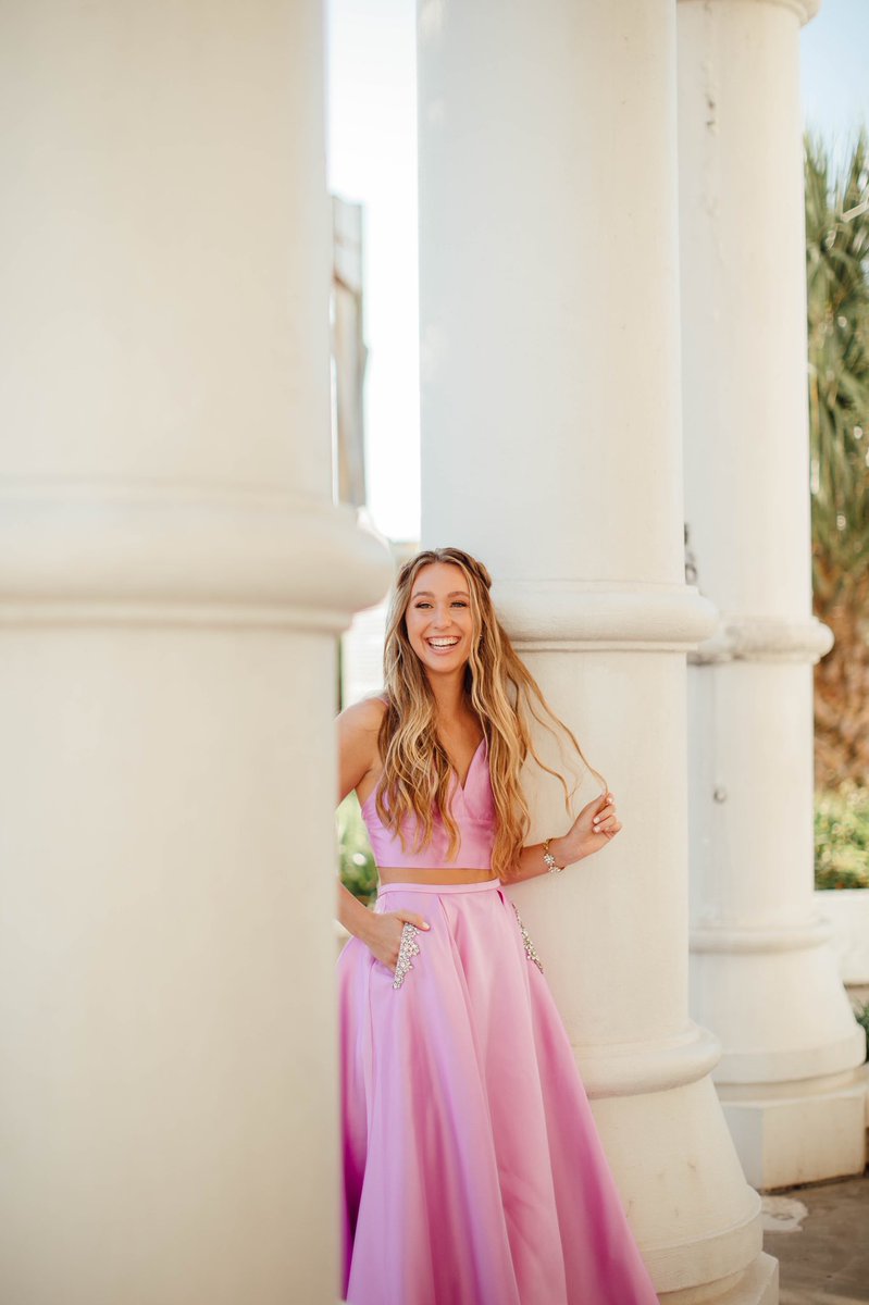 adalyn_cable's tweet photo. i think even if we had prom i would still be posting my pics this late https://t.co/y4dyqbgLoY