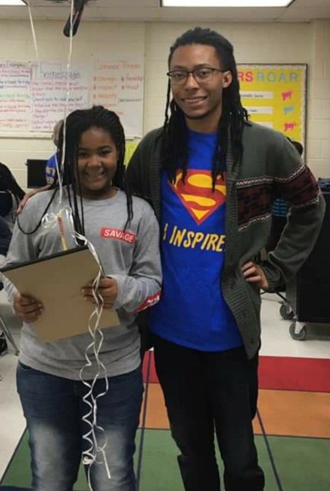 13cwelch's tweet photo. Congratulations to our Beginning Teacher of the Year! Mr
 C is a wonderful Art Teacher and our school and students are blessed daily!  @eotigers #eotigerchamps #Vancecoproud #vcstogetherwewin #ShareVCS @ArtsVcs https://t.co/4AniGKFHP3