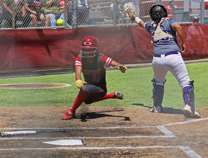 LadyBronchoSB's tweet photo. Abigale Rayos
#10 
CF/Outfield
Daughter of Tony and JoAnne Rayos.
Upon graduation, Abigale plans to attend Howard College where she will study Buisness &amp; Art while continuing her Softball career.🎓📚🥎 We are proud of your accomplishments Abigale! https://t.co/KNdg8Q5yFY
