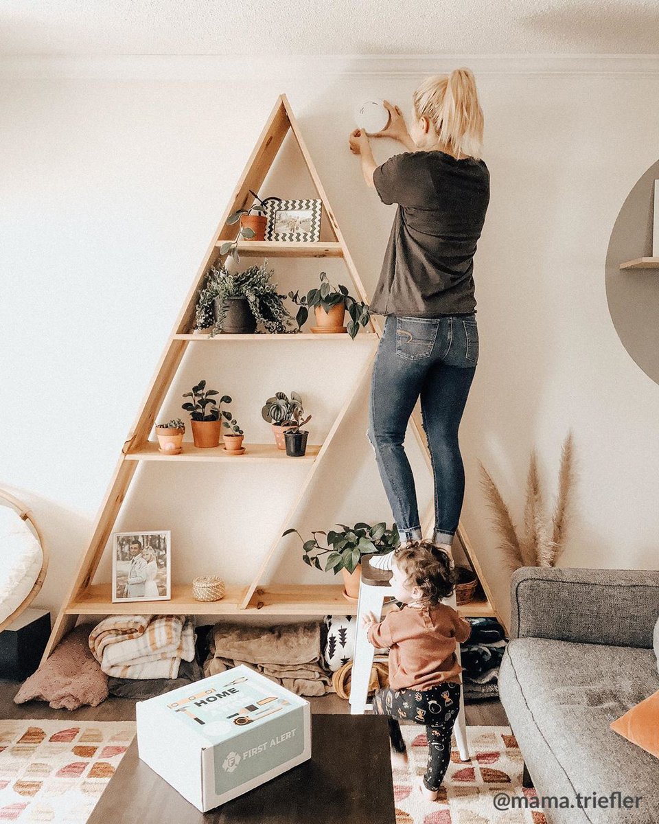 thehollidayco's tweet photo. #ad Paintbrush out? Ladder out? Home Projects...oh my! Don't forget to get #ReadyAtHome by adding your smoke and CO alarms to your project list! Upgrade to a @FirstAlert combo smoke and carbon monoxide alarm for 2-in-1 protection. https://t.co/DcVsXoSClm #FirstAlert https://t.co/nnpgD1XsdD