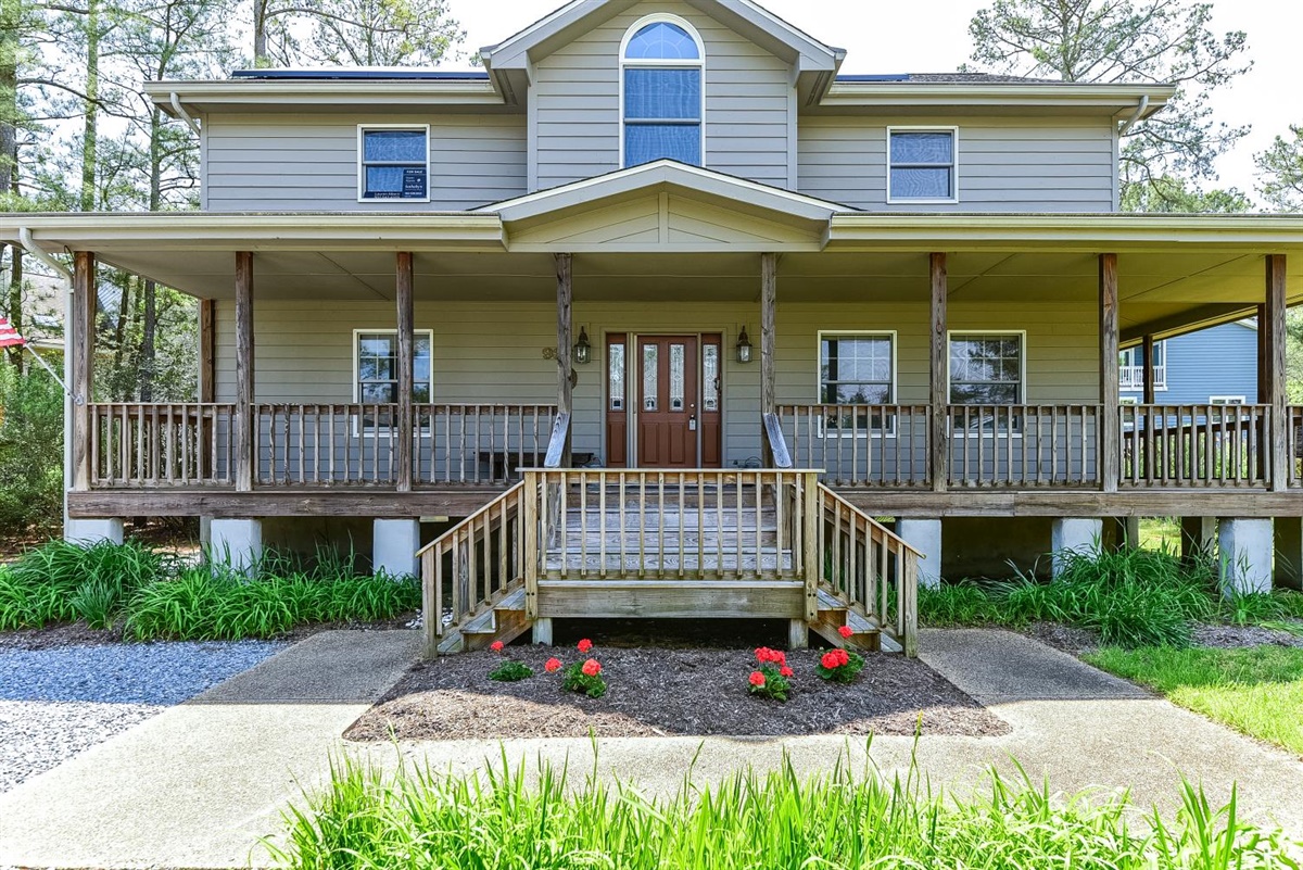 ThnkBeachLauren's tweet photo. 936 Lake View Drive, Bethany Beach DE 19930
WE HEARD YOU!!! Please revisit the home, the den has been opened up, new paint to make it lighter and brighter.
Call me to schedule a virtual tour!
302-542-4305
https://t.co/bBod10PpZE
#laurenalberti #thinkbeach #bethanybeach https://t.co/ofcNra3DfL