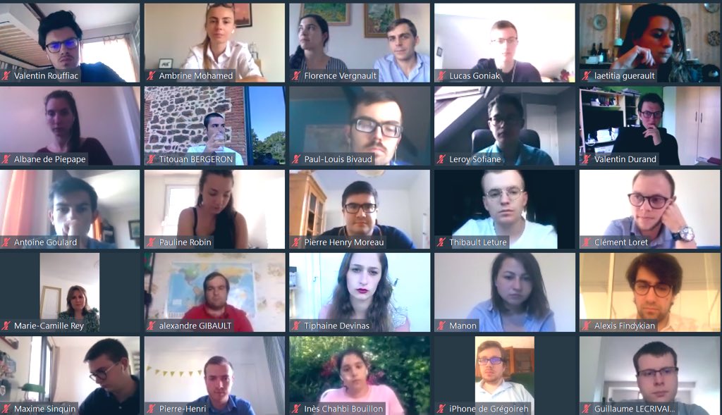 auraneReihanian's tweet photo. 📲 +100 Jeunes Républicains présents en visio pour échanger avec note Vice-Président délégué @lesRepublicains ! Merci infiniment à @G_Peltier qui défendra à l’assemblée nationale notre proposition visant à exonérer de charges les entreprises à l’embauche de jeunes👍#JeunesRéps https://t.co/zEBEPHnVZi