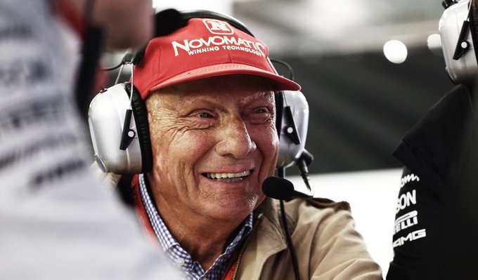 FrancoMazzoni17's tweet photo. Reconocido por su carácter y su manera de afrontar los problemas. Fue uno de los que hizo crecer a @MercedesAMGF1 como equipo y, quien potenció a @LewisHamilton al llevarlo al equipo alemán. Una estrella roja que pasó a ser una gloria de la #Formula1. Gracias por todo Niki Lauda. https://t.co/oHoDtMIyDa