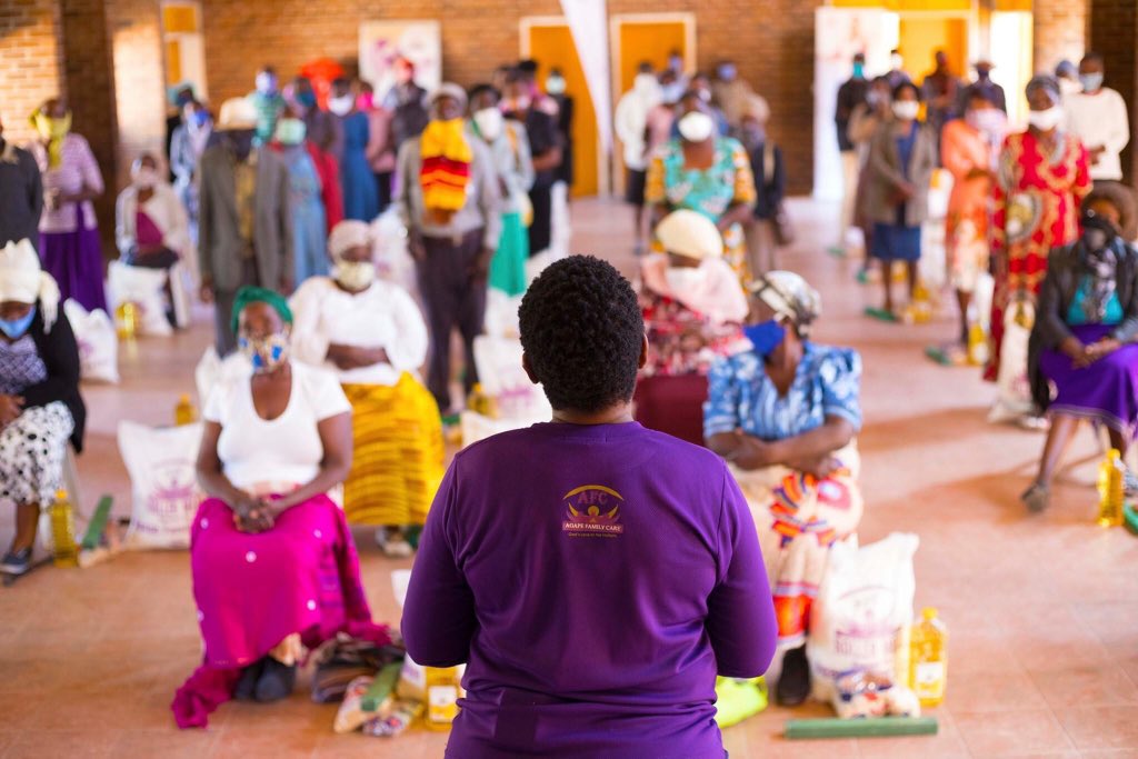 care_agape's tweet photo. The Emergency Relief Food Package and Soap distributed to vulnerable families through UFIC and Agape Family Care in Entumbane, Bulawayo will help ensure continuous food and hygiene supply that can sustain a family for up to 3 weeks. #LivelihoodsProgram  #Bulawayo #Entumbane https://t.co/EkfXazLURL