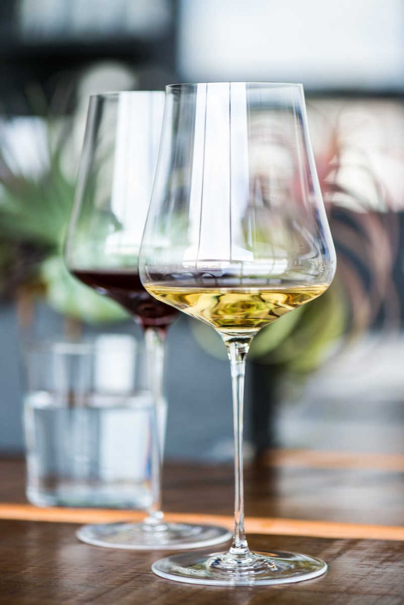 Today 50% of profits from #Ernest #Edaphos wine sold is going to help our NYC neighbors @holyapostlessoupkitchen Choose to purchase wine today to help this organization 
#winewednesday #operationhopefull #NYC #SF
#soupandsoul #wineforgood #hopeFULL #drinkcali4good