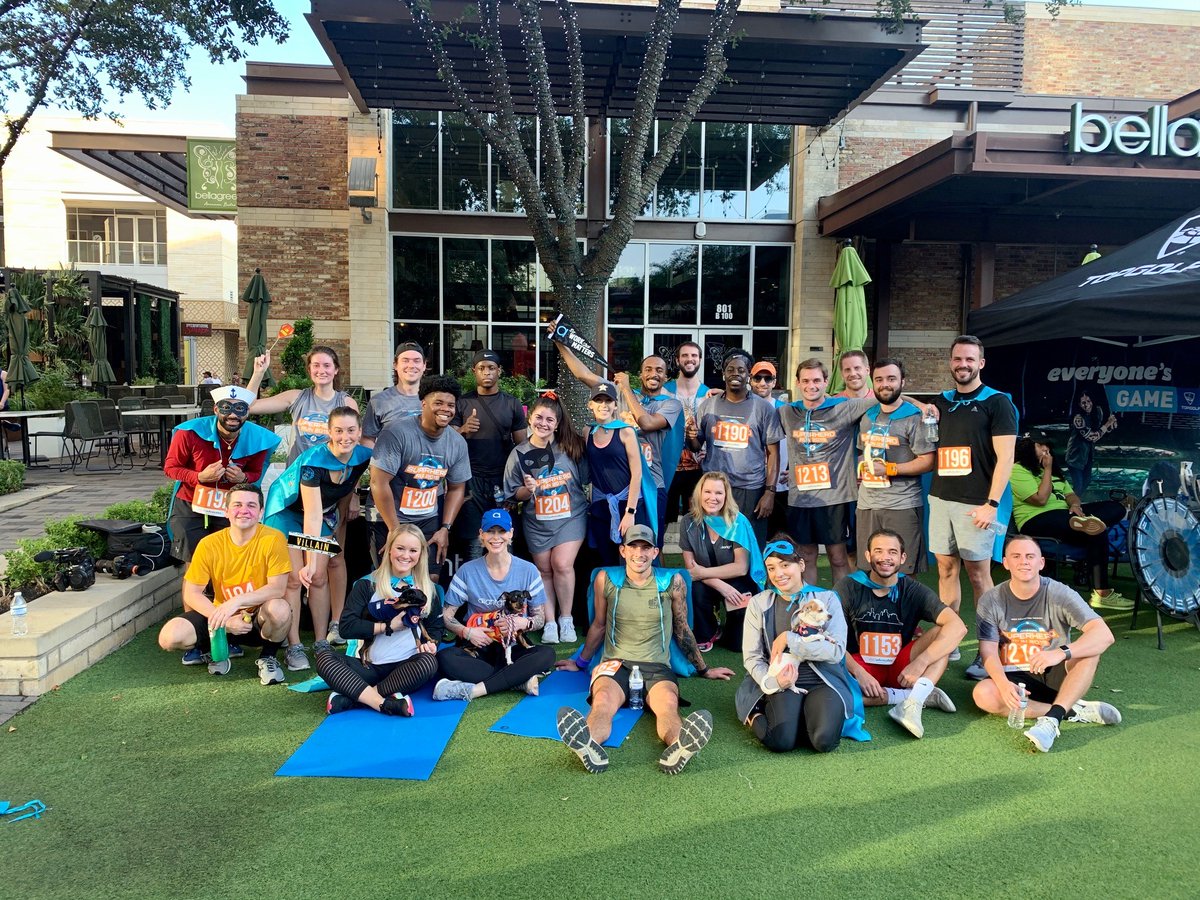 alliantgroup's tweet image. Today’s #WellnessWednesday involves #running! Last fall, #alliantgroup was a proud #sponsor of the Child Advocates #superhero 5KM race to support children in foster care. #alliantgroupGivesBack @melliebaxter @tcombes