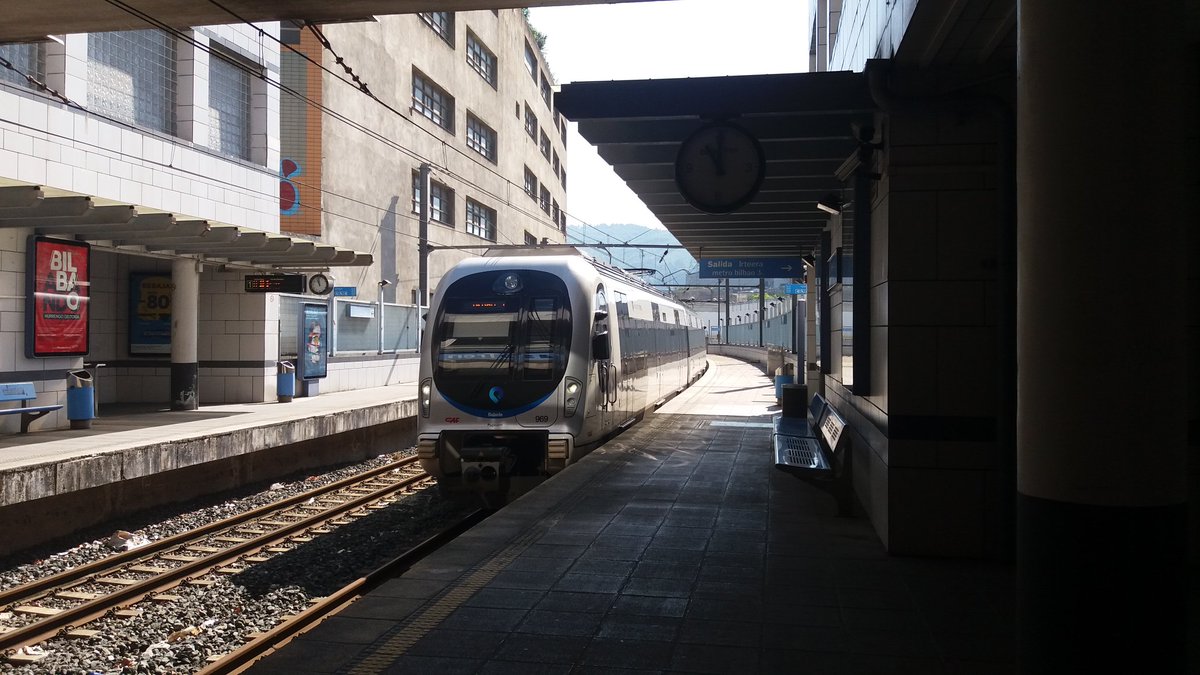 308Trainrider's tweet photo. Recuerdos del pasado.
Bolueta💙🚅 https://t.co/xfifeg5PeC