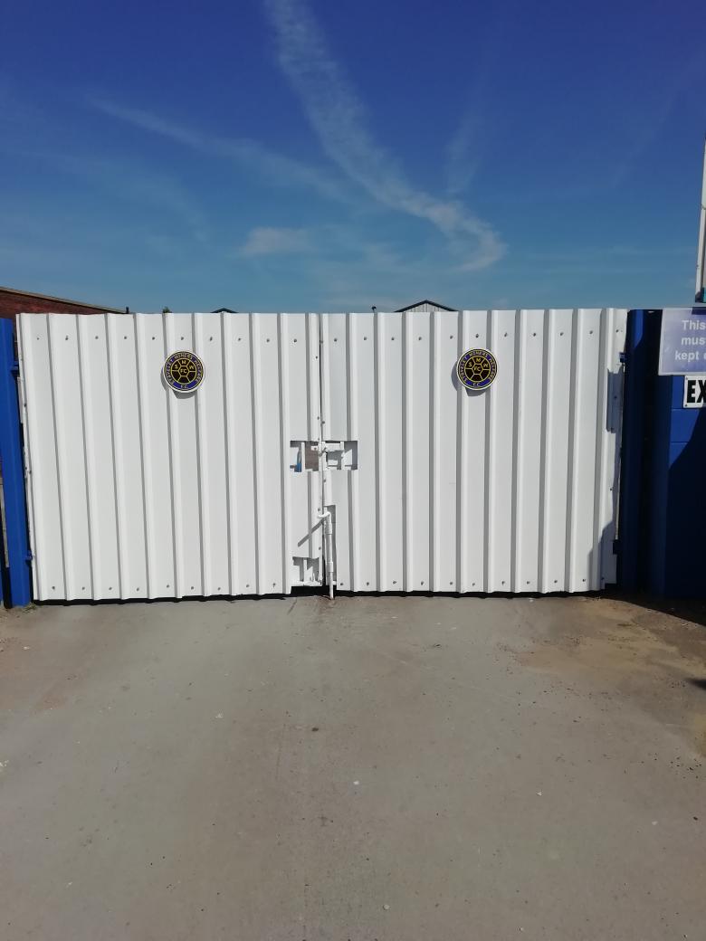 ascollins67's tweet photo. @StaveleyMWFC looking like new https://t.co/Apymam2ock