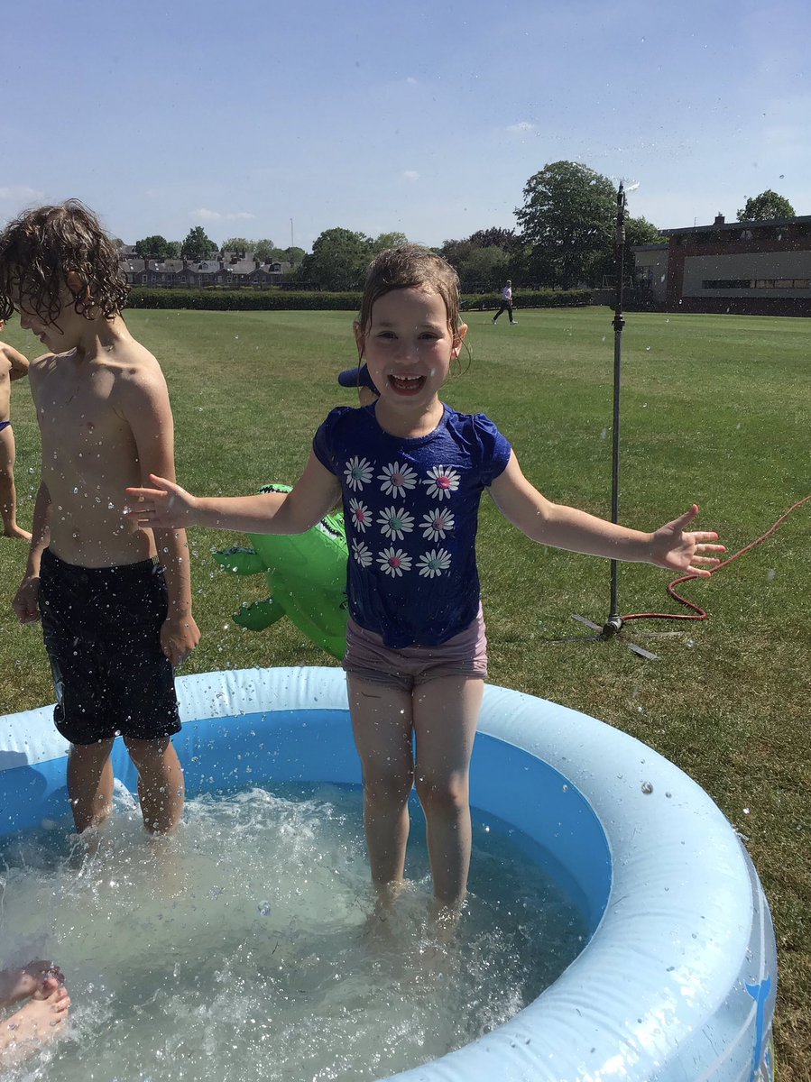 stpeters2_8's tweet image. We have had a fantastic afternoon playing in the paddling pool underneath the sprinkler! A perfect activity for such a hot day! We even managed to get @PhilHardyCPS with the water pistol 😂 #waterfight #paddlingpool #KeyWorkers #bestdayever @stpetersyork