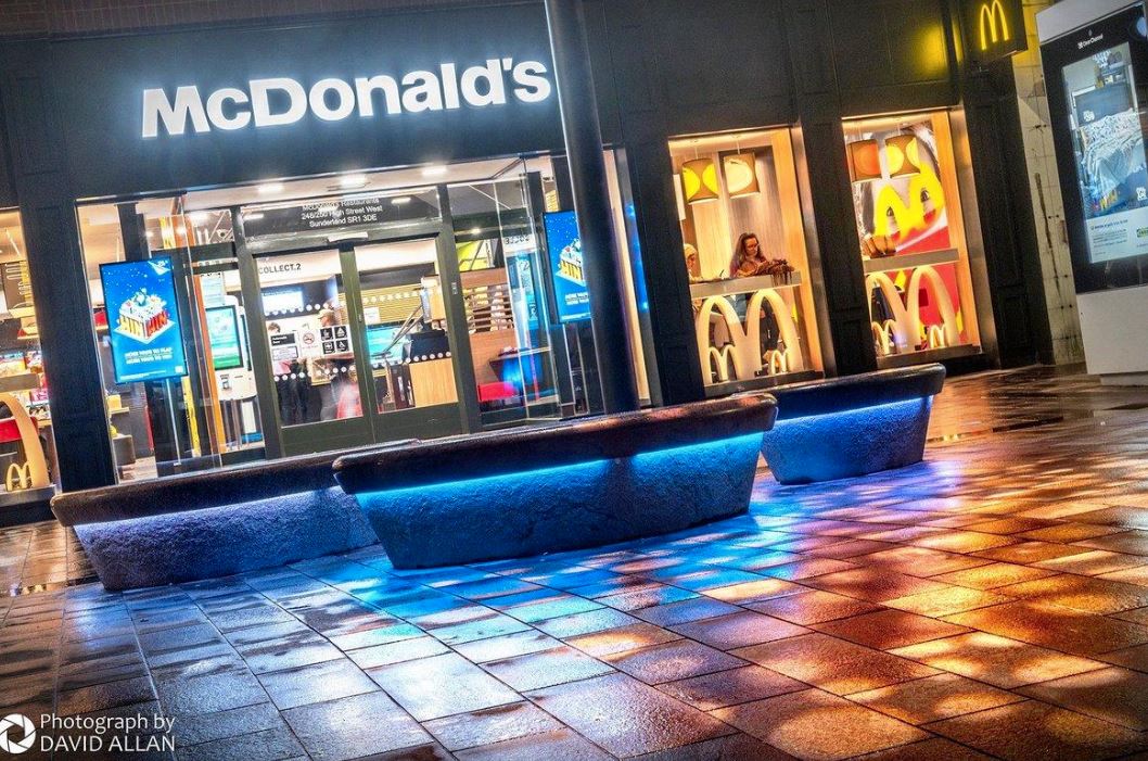 EXTERIORLS's tweet photo. @EXTERIORLS  worked closely with City of Sunderland Council to provide this RGB under bench lighting on the High Street. This architectural lighting brought the street back to life and makes the area feel welcoming at night. 

#ELS https://t.co/Ap1zyr8Jo6