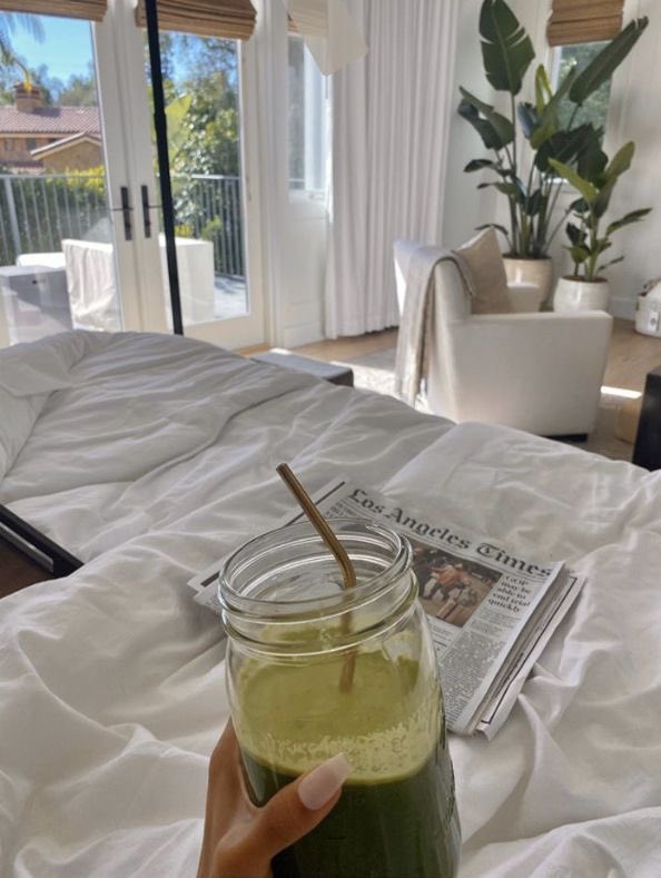 softparisian's tweet photo. stay hydrated https://t.co/LHb8FtAjIR