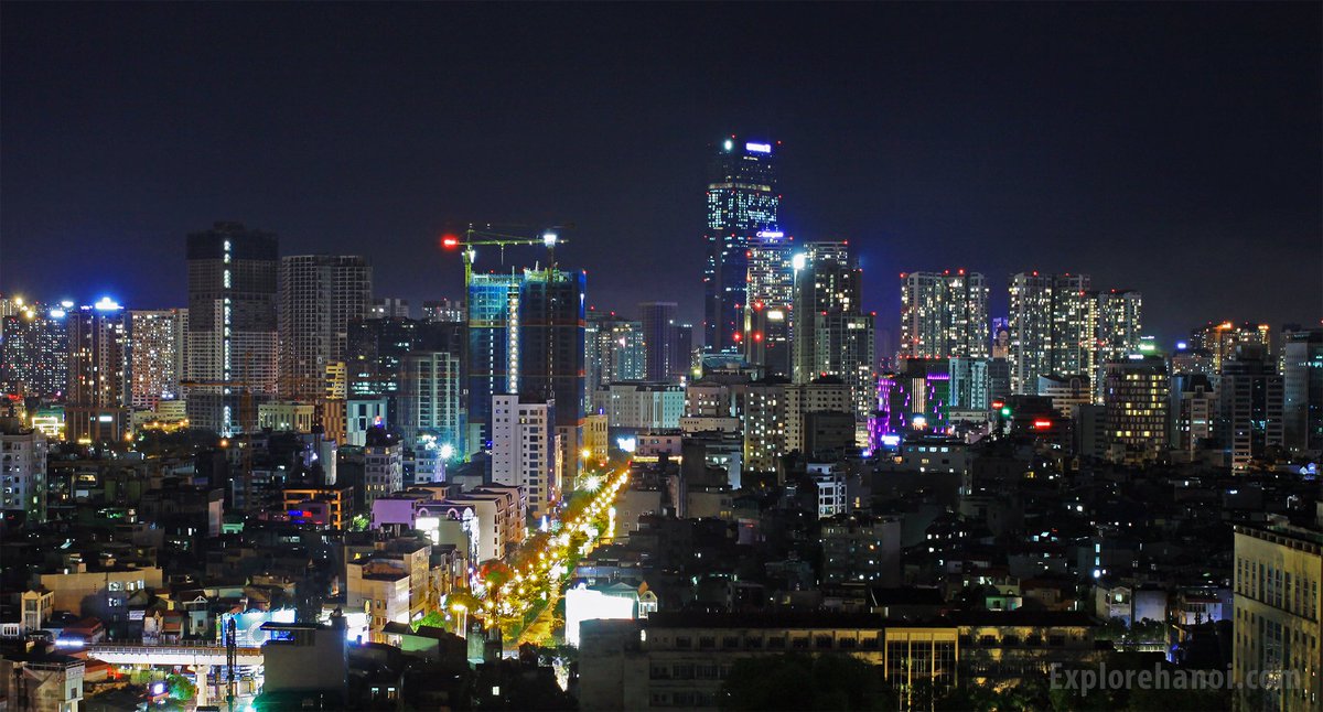 ExploreHanoi's tweet photo. Hanoi city night.
Photo by: @ExploreHanoi 
...
#Hanoi #Vietnam #Vietnamese #CityNight #citylife #City #PhotoOfTheDay #photography #photogram #Explore #ExploreHanoi #SoutheastAsia https://t.co/dBDGLigqNb
