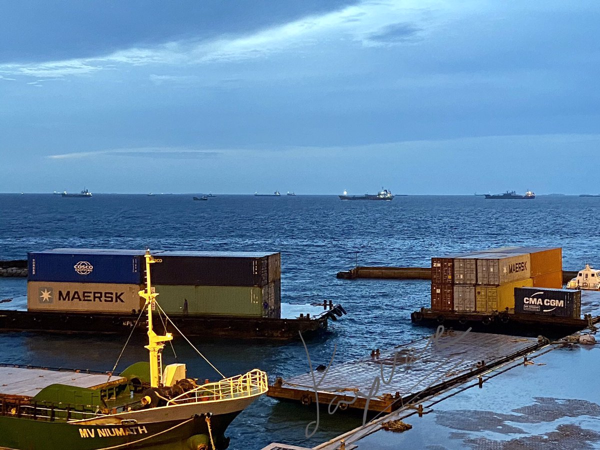 Kudos to everyone working so hard at the <a href="/Portmv/">Maldives Ports Limited</a> , bringing in containers while fasting, breaking their fast on a small ship. We are grateful to your hard work and dedication, so that essential goods, food and medical supplies can come into our country
🙏