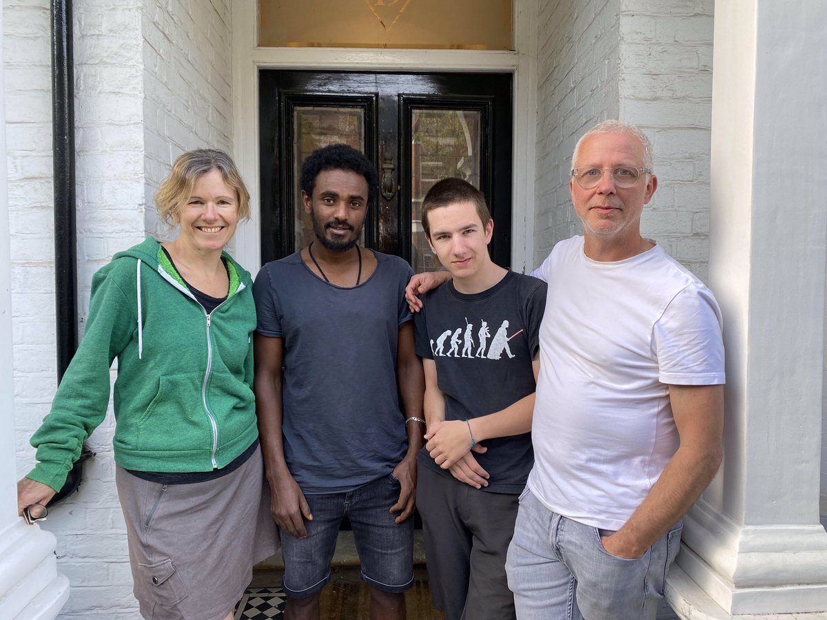 RefugeesAtHome's tweet photo. Here’s #LockdownDoorstep #Hosting Number 3: Geoff, Roz and their 3 sons started hosting G in January - 123 nights ago. He’s their first guest, but won’t be their last. The household is in West London @CentrAct1 https://t.co/1bSB5HzYmQ