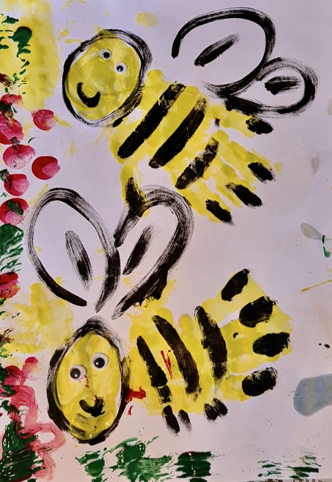 Happy World Bee Day! Here is a picture from one of our resident artists, Angus aged 2 (with help from his mother). #WorldBeeDay #CoronaNetwork #savethebees🐝