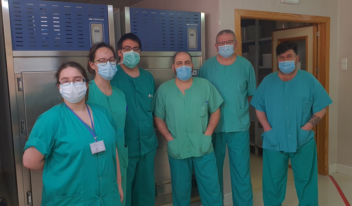 aphurs's tweet photo. Preparándonos en Córdoba para las siguientes  autopsias que vendrán. Equipo autopsias COVID.
Pondremos nuestro granito de arena. https://t.co/jnB8maaq7a