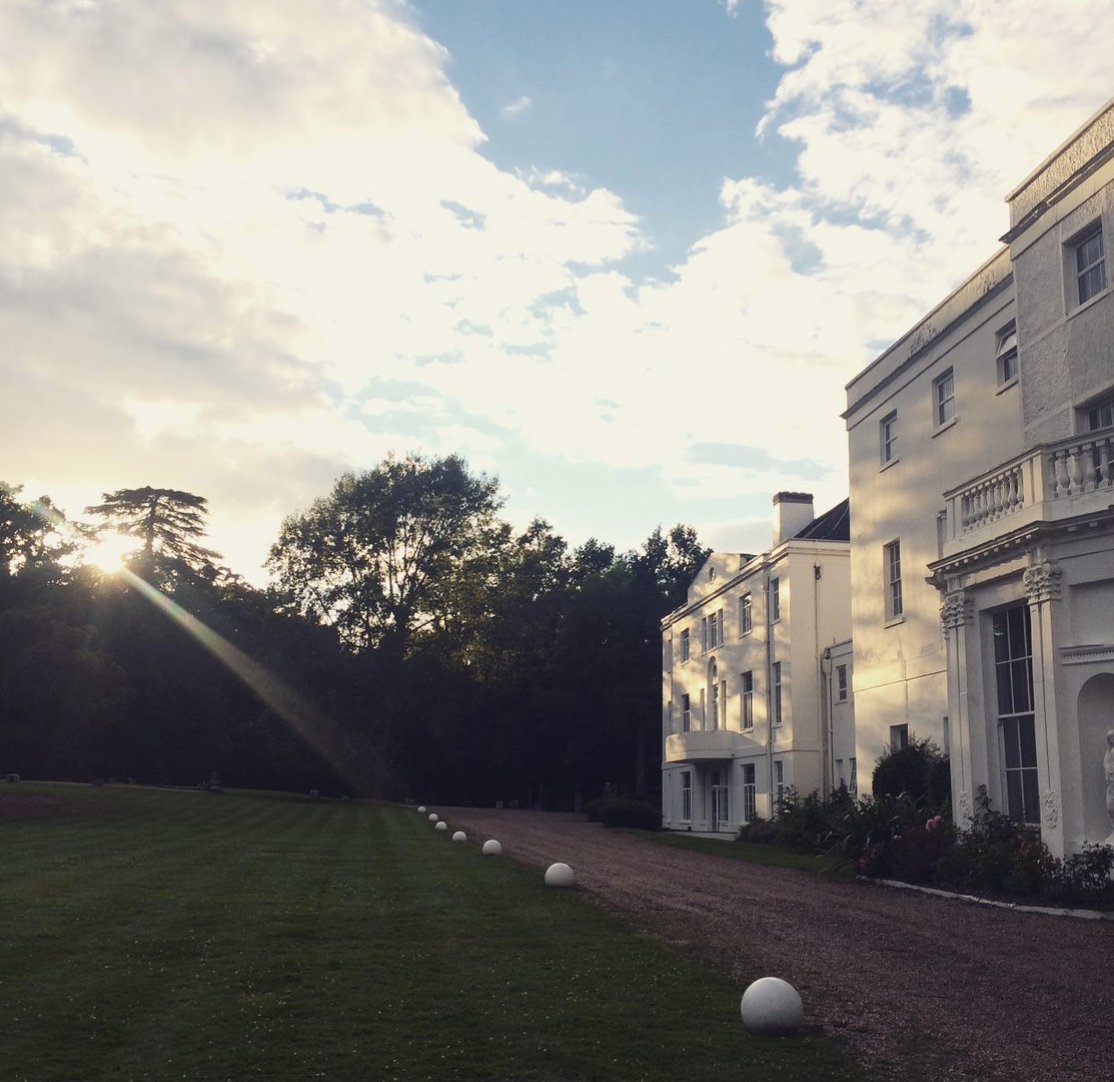 Hope you’re enjoying some sunshine today. Days like this remind us of a beautiful #teambuilding event a couple of summers ago at Beaumont Estate, Windsor. Looking forward to planning more of these for those great teams working hard during these strange times! #eventprofs
