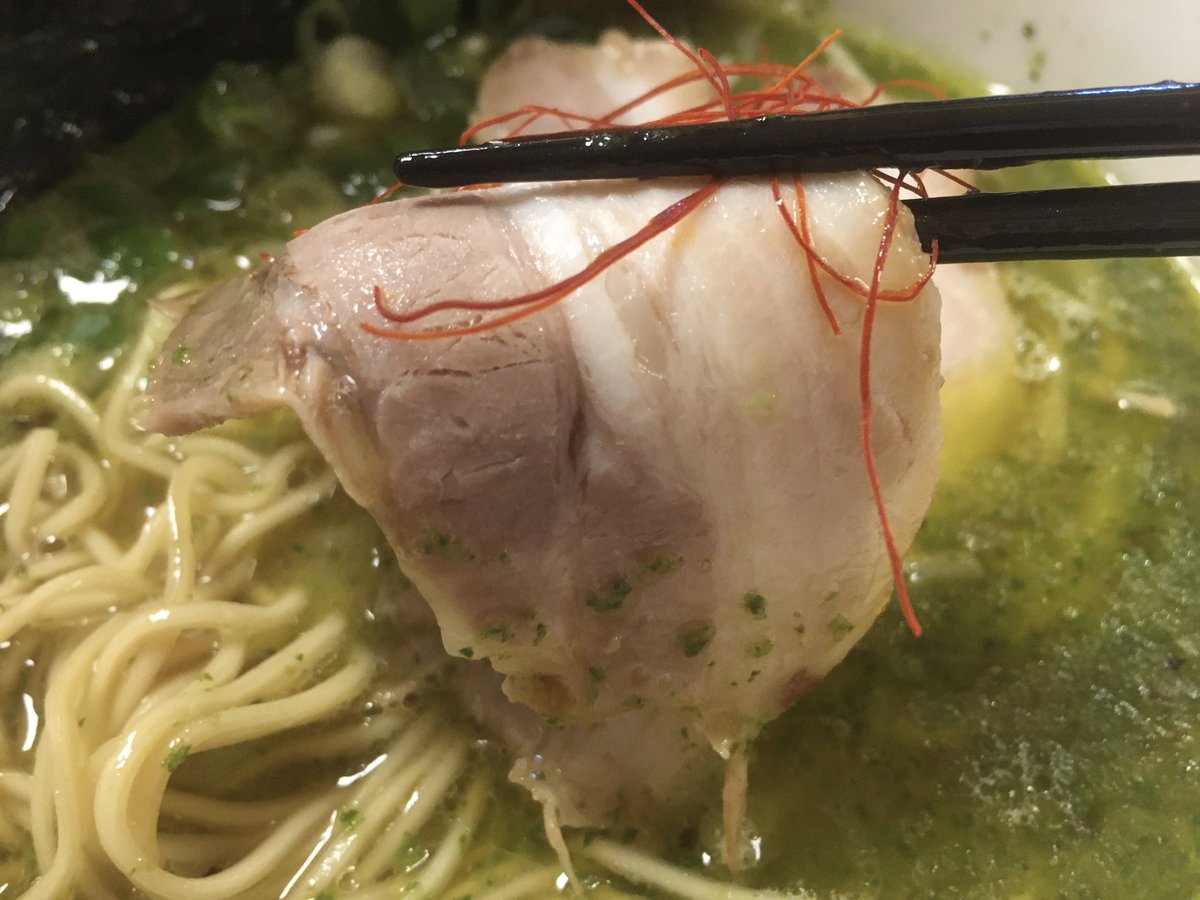 geiwoyujie's tweet photo. Hakata Koryu (博多幸龍), Serving the Limited-Time Gourmet Food, #Basil Pork Bone Ramen (青醬豚骨拉麵), in #Taipei, #Taiwan!
https://t.co/a8IuYNTpPB
#gourmet #ramen #porkbone #noodles #pork #nori #グルメ #ラーメン #豚骨 #豚骨ラーメン #バシル #麺 #チャーシュー #海苔 #台北 #台湾 https://t.co/iC0UdqGiO6