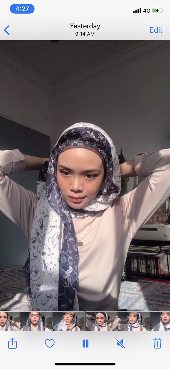 nadhpizza's tweet photo. i looked cute in the tutorial i made ytd https://t.co/TcAsI6TKQI