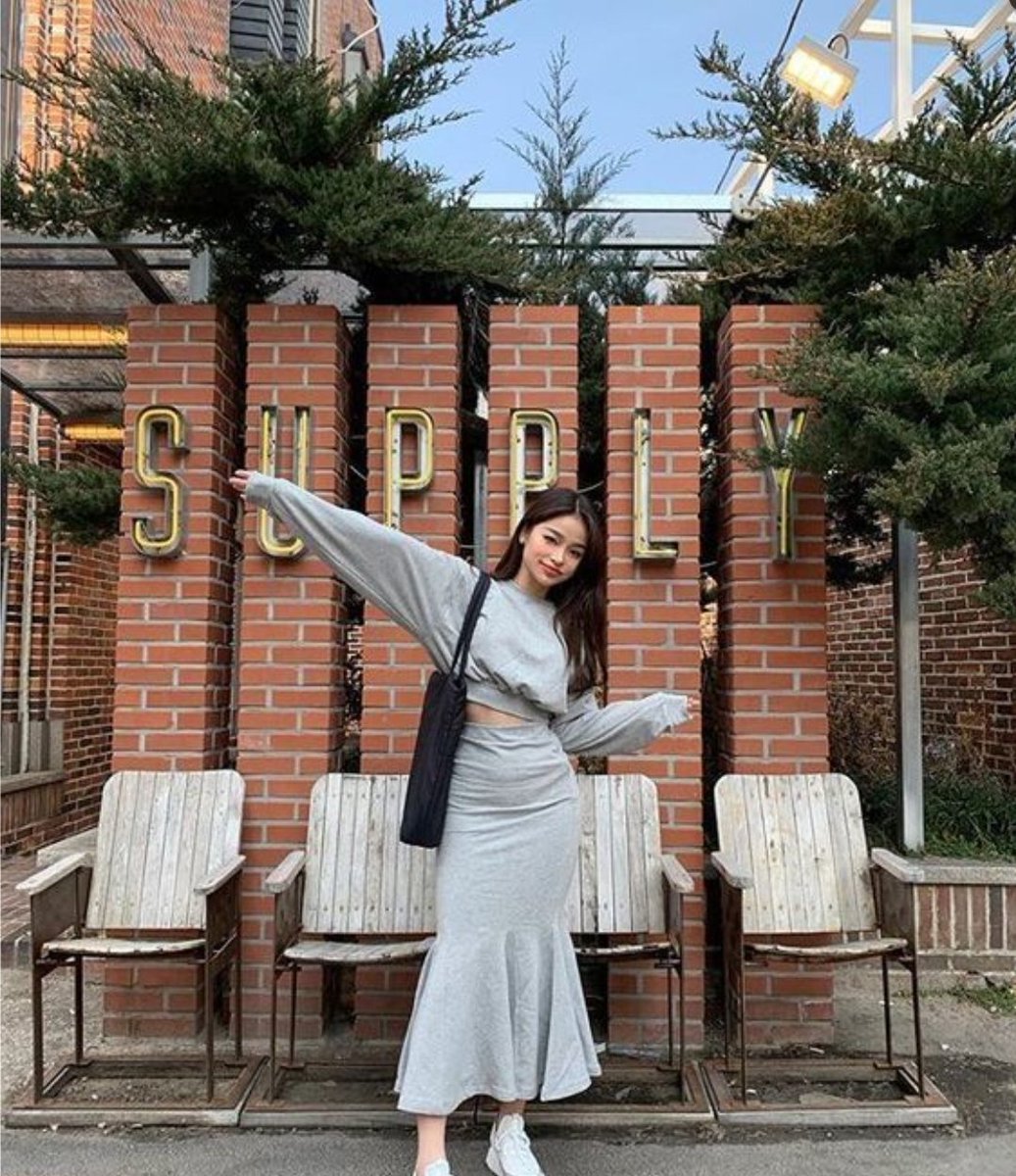 Aria_P001's tweet photo. มาเมคเฟรนกันครับเธอ😊
rt = ff (แลกฟอลกันครับ)
❤️ = dm  (เดมมาก่อนจะดีมากครับเธอ)

#บอทใหม่ #บอทโสด #บอทหาแฟน #บอทหาเดมประจำ  #บอทหาเมีย #บอทเหงา #บอทใหม่หาทุกอย่าง #บอท #บอทหาคนคุย #บอทหาเพื่อนคุย #บอททวิต #บอทเมะ #บอทหาทุกอย่าง #รีฟรีฟอล #rtฟอลฟรี #ยืมเมจforsex https://t.co/enOceDVl43