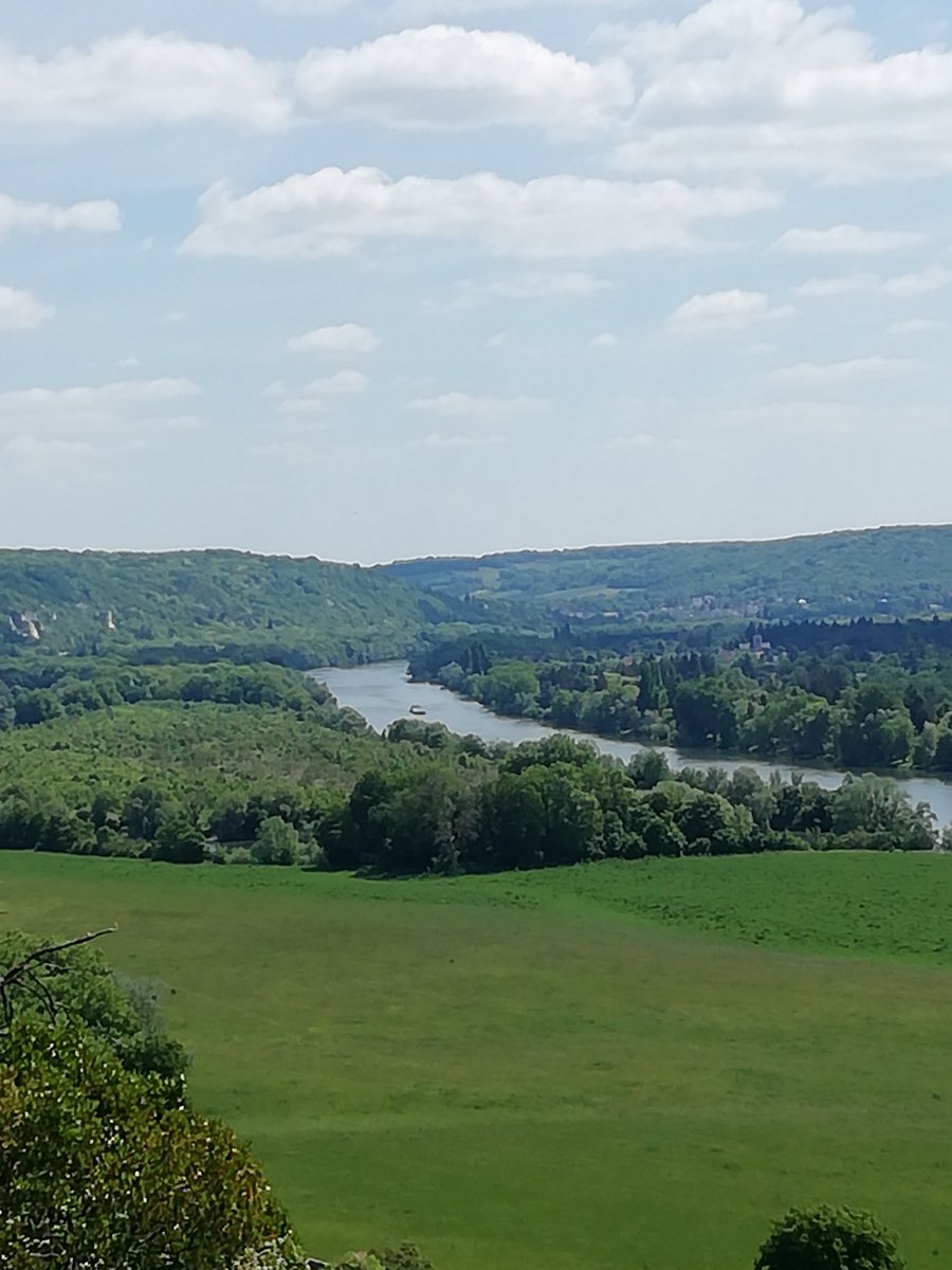 orvaltaisboulbi's tweet photo. #MagnifiqueFrance @Magnifique_FR @Balade_Sympa #BaladeSympa #rocheguyon la Roche Guyon val d'Oise @valdoise @secretsduvexin @iledefrance https://t.co/3op02TGmrZ