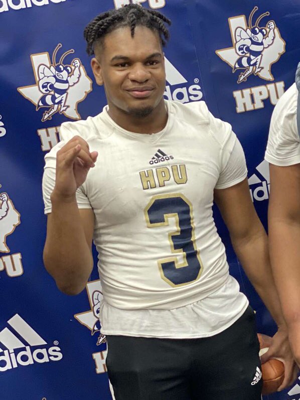 Moss3_'s tweet photo. After a great visit I’m blessed to receive an official offer from Howard Payne university!!! https://t.co/kcQ1gIVjgT