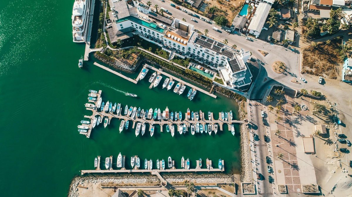 TheGoodLifeCabo's tweet photo. Tha marina in San Jose del Cabo. Have you visited it? #LosCabos #WednesdayWisdom #Paradise 
https://t.co/CDmR2uWx1M https://t.co/nPZPC9RgPX