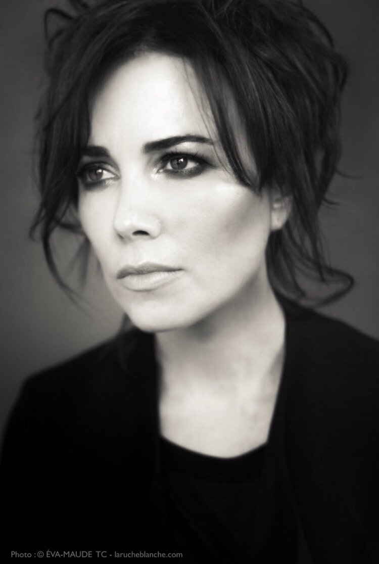 my71mag's tweet image. “I always learn something when shooting on location. Immersing yourself in a different culture makes you grow for sure.” 🌟 An inside look at the entertainment industry w/ @MaximRoyreal: pgj.cc/lMfRbC (📸: Eva Maude-TC) #71magazine #my71mag #filmissue #artslesstraveled