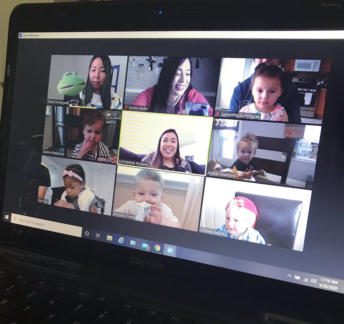 EQ_Smith's tweet photo. I got dressed up for the BEST Zoom meeting ever with our #Toddler2 Class!! What an absolute joy 😭❤️ Miss those sweet faces so SO much! #AndreELC #ClassPictureDay #Zoom #werefancy #PreschoolFamily https://t.co/sfEvP1lcE9