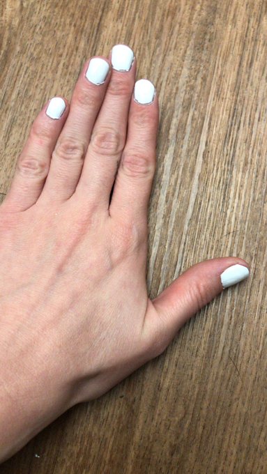 Coming along. When I wash my hands the rest will come off of my cuticles ❤️🥰 digging the white https://t<a href="/tag/onlyfansgirl"class="tags"><span>#onlyfansgirl</span></a><a href="/tag/onlyfanslink"class="tags"><span>#onlyfanslink</span></a><a href="/tag/onlyfanspromo"class="tags"><span>#onlyfanspromo</span></a>
