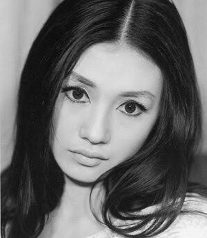 上福ゆき Kamiyu 昔の加賀まりこ様に逢いたい 可愛くない やばない てかkaga Maricoってスペイン語で Caga Maricon って聞こえちゃうみたいでその意味は うんこしろ おかま野郎 ってなるらしいツラめ 加賀まりこ