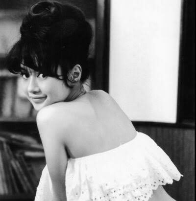 上福ゆき Kamiyu 昔の加賀まりこ様に逢いたい 可愛くない やばない てかkaga Maricoってスペイン語で Caga Maricon って聞こえちゃうみたいでその意味は うんこしろ おかま野郎 ってなるらしいツラめ 加賀まりこ