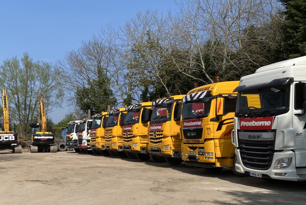 FreebernePlant's tweet photo. We still have a few lorries and bits of equipment ready to go for any one in need of plant, aggregates muck away or haulage 👍 https://t.co/fQbWOnXBJ5