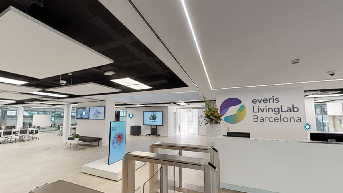 NTTDataSpain's tweet photo. ¿Conoces nuestro #everisLivingLab?
👉https://t.co/qIwrx9t4qj
Hoy alumnos de la @la_UPC y de la #UPF han sido testigos de todas sus capacidades de #innovación, gracias a dos visitas virtuales en las que Ingrid Soler también ha intervenido para hablarnos sobre #everishealth. https://t.co/y8O8b0cEbN