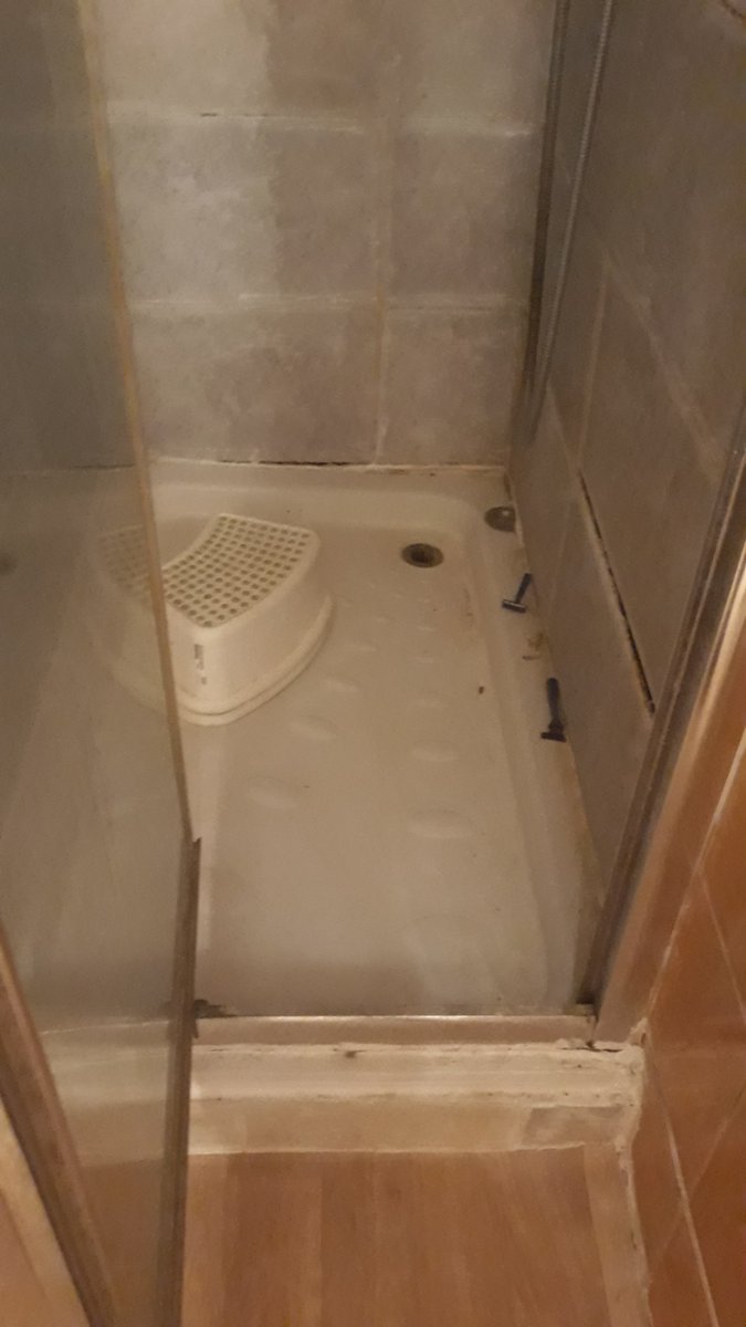 DampSurvey's tweet image. Loose tiling caused dry rot in this lower ground garden flat in SE4.

Buying a London flat?

For honest, expert damp and timber advice 🧐:

citydampsurveys.co.uk

#dampsurvey 
#dampandtimber
#dryrot