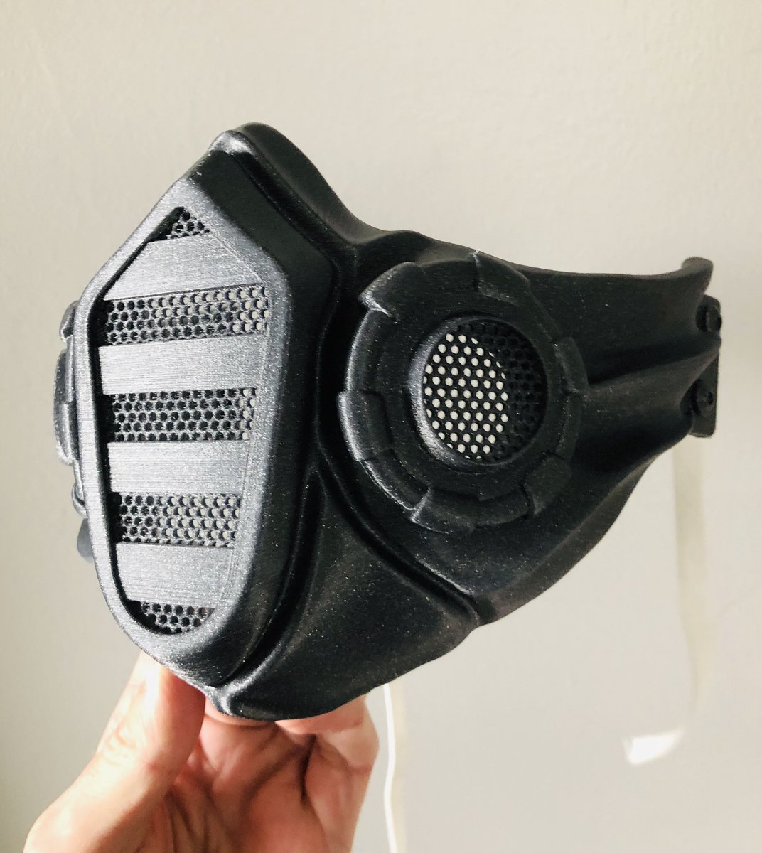 3dLimestone's tweet photo. Another “SubZero” mask by the King of creations @wekster2507 

Printed with some beautiful @Fillamentum Vertigo Grey at 0.15LH

My neighbour really wanted this one so I gave it to him and I’m pretty sure he wore it to work the next day 😁🤣🤟 #MortalKombat #3DPrinting https://t.co/0T91UFJzQy