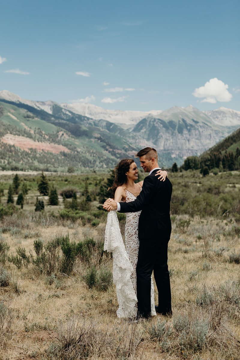 Telluride Weddings tweet media