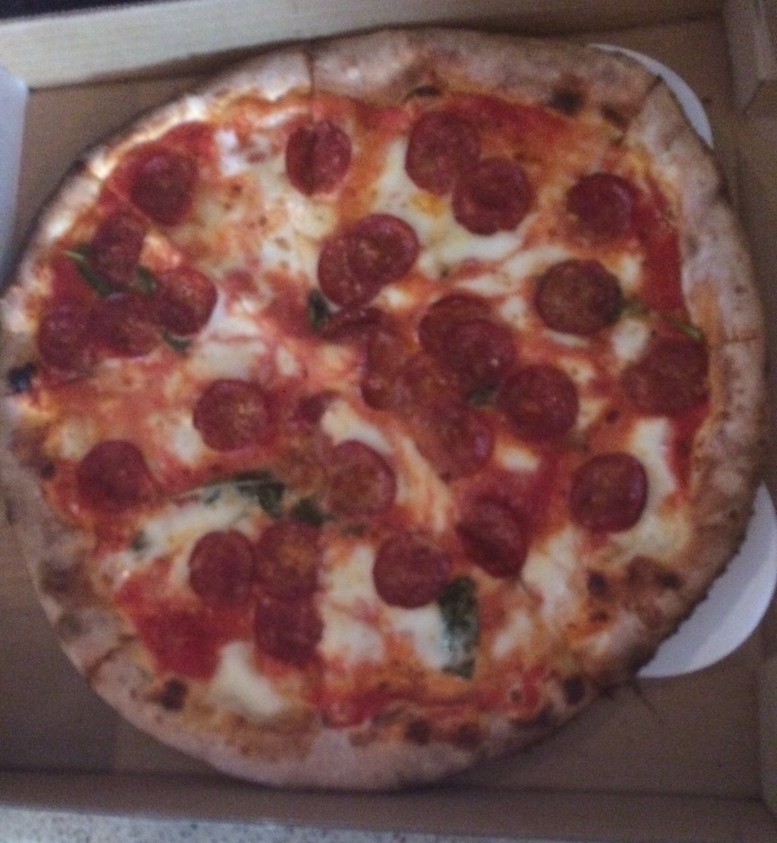 inquireKana's tweet photo. And it was delicious ! πThank you γγΌγγγγ¦. πππ.
#dateseattle #seattle #seattledate #pizzaparty https://t.co/lj3KPdErpT
