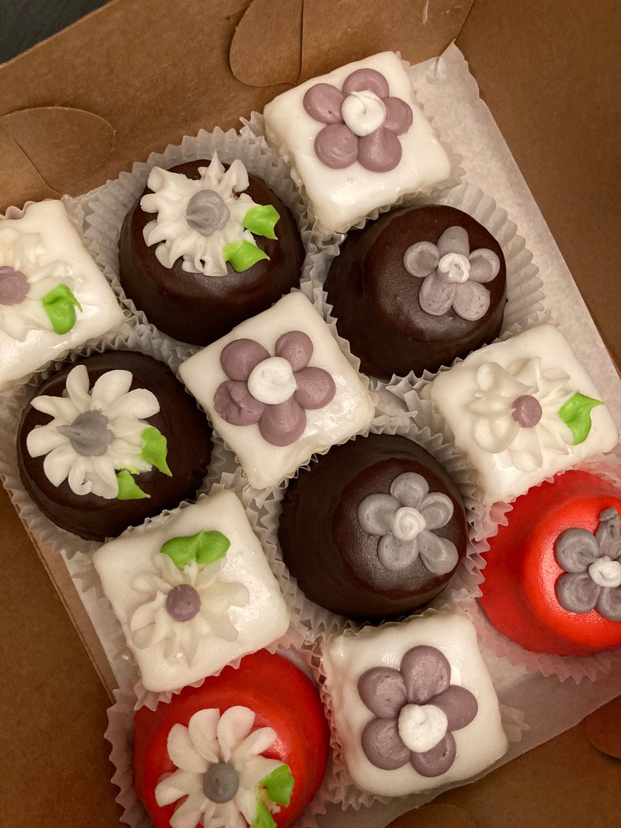 weteachjoy's tweet photo. Petit fours for your birthday? Why not! Yesterday was so sweet y’all! How do you celebrate your birthday??#weteachjoy #joy #christian #christianteachers #joyfulleaders #alwayscake #bluebell https://t.co/oeM2o0m9Fo