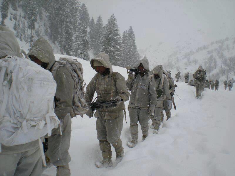 SuniyaPti's tweet photo. They dare where others don't and thats why they are called warriors of Pakistan Army 
#LoveforPakArmy #NPA @NabTheDentist @TeamNPA https://t.co/85VvHTCGPW