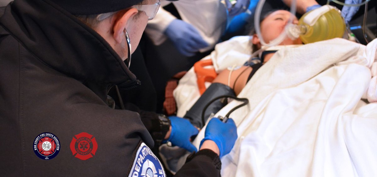 cityofkent's tweet image. It’s National EMS week! Doesn’t matter if you have called 911 and needed them or if you enjoy a good firefighter calendar - please thank the good people who are emergency medical service providers! 🔥🔥🔥 @PugetSoundFire