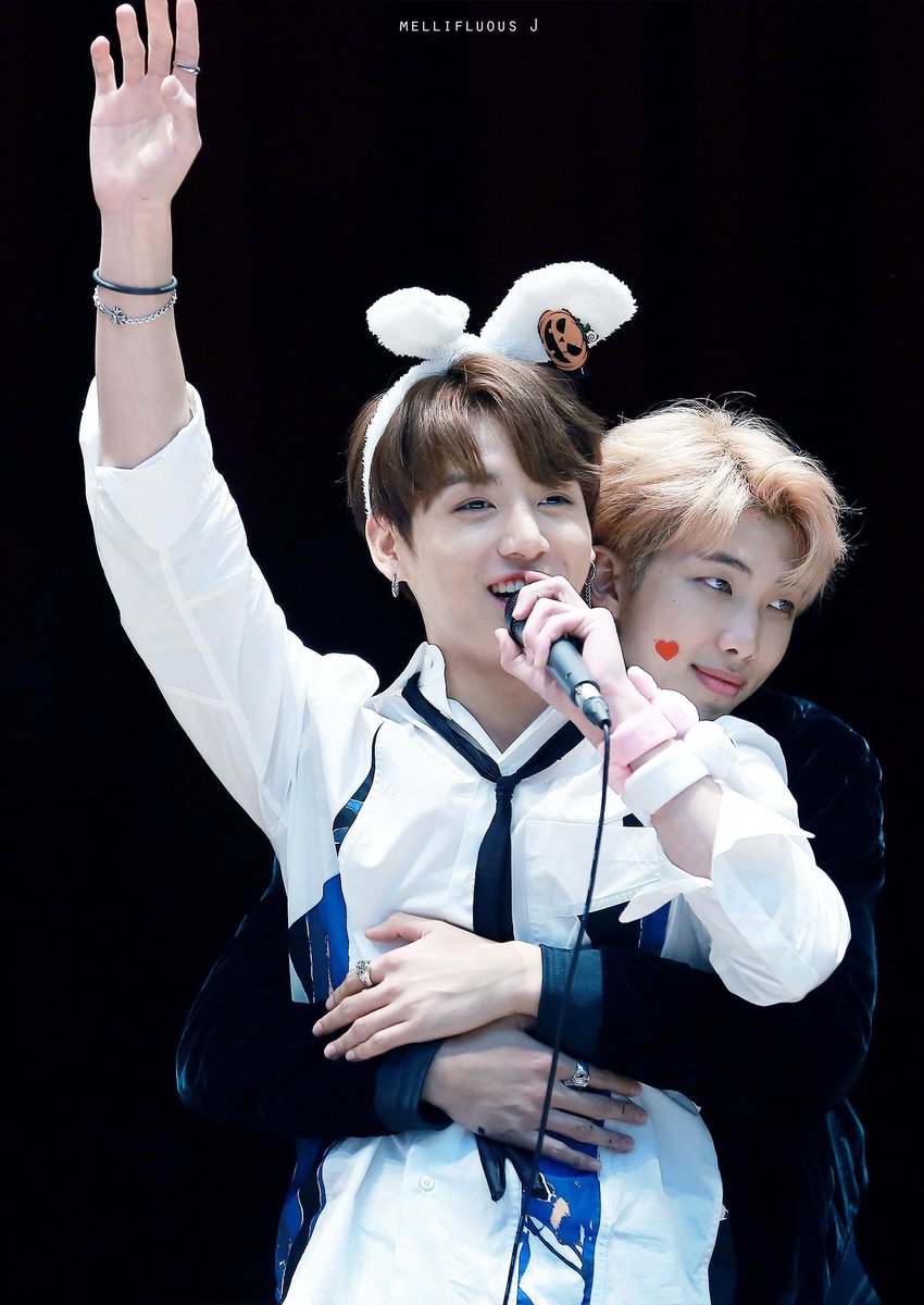 Just Namkook being adorable best boys : a thread because I miss them  #RM  #Jungkook  #namkook ʸ'ᵃˡˡ ʳᵉᵐᵉᵐᵇᵉʳ ʷʰᵉⁿ ᵗʰᵉᶦʳ ˢʰᶦᵖ ⁿᵃᵐᵉ ʷᵃˢ 'ᵏᵒᵒᵏᶦᵉ ᵐᵒⁿˢᵗᵉʳ'ˀ