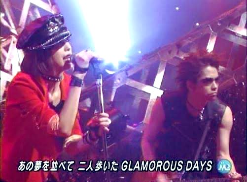 るー Glamorous Sky がトレンド入りしてて中島美嘉のnanaを思い出した この曲カラオケでよく歌ったなぁ カラオケ行きたくなった Mステで当時中島美嘉が歌う横で作曲したhydeがギター弾いててめっちゃ豪華 って思った思い出 T Co Grwen1dwyo