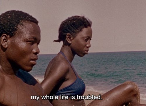 Going to start a movie from every country thread. Starting with Côte d’Ivoire, we have the movie Moi, un Noir (1958) dir. Jean Rouch about three Nigérienne day laborers in Abidjan. It was one of the first movies made with a hand-held camera.