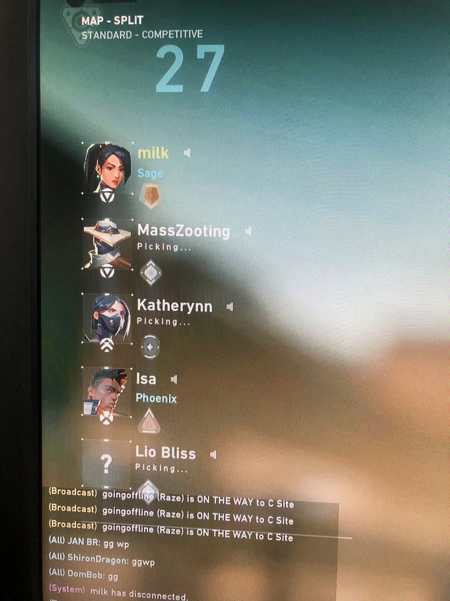 ImAvidity_'s tweet photo. @PlayVALORANT how does it make sense that I can’t queue with people a certain rank lower than me but I can get matched with them? Seems a bit redundant https://t.co/80m3DEUx4t